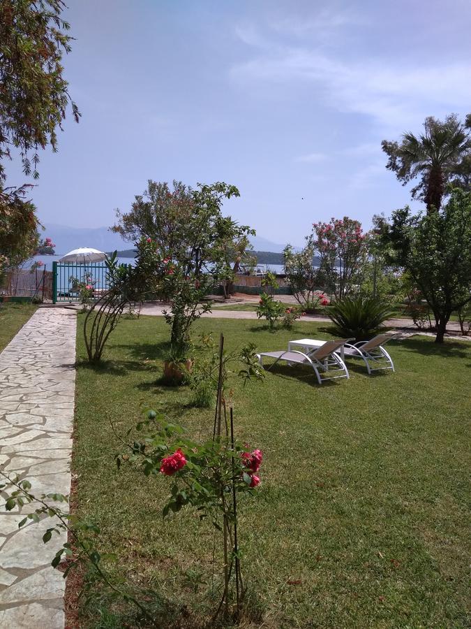 Palmyra Beachfront Studios Nydrí Eksteriør bilde